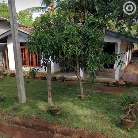 Pethum Holiday Home Анурадхапура Екстериор снимка